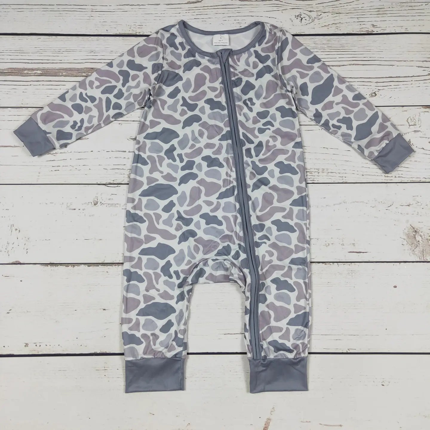 Gray Camouflage Zipper Pajamas