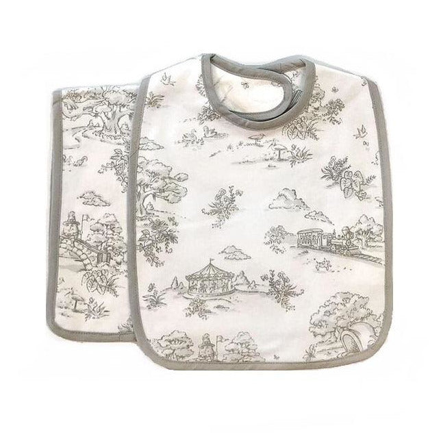 Maison Nola Burp & Bib Toile Storyland Set